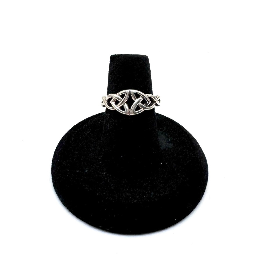 Sterling Silver Celtic Trinity Knot Ring TJH Size 6